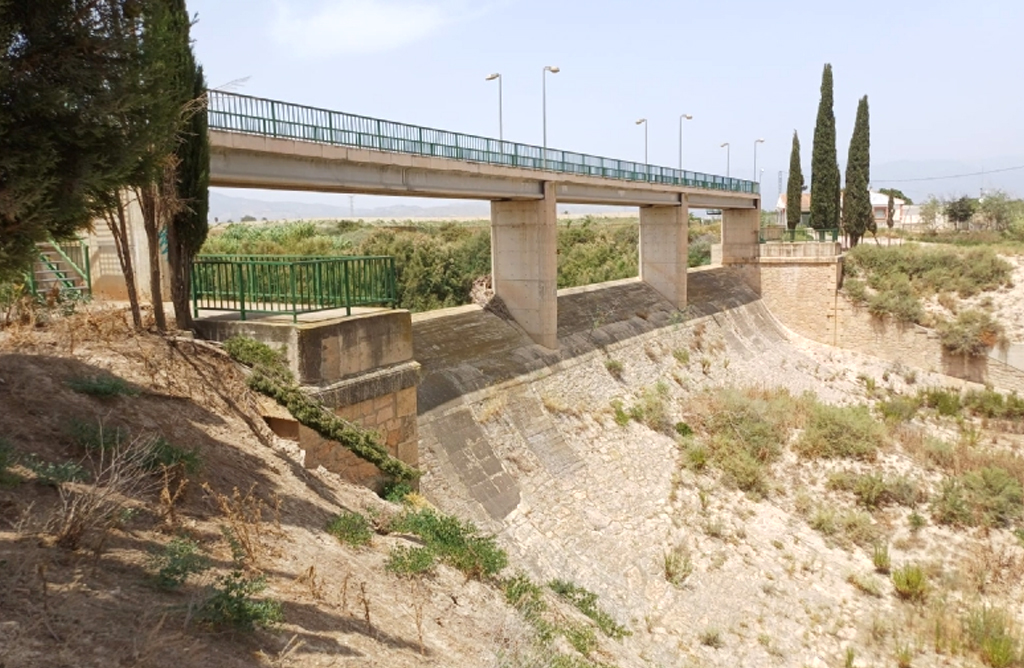 La CHS actualiza el plan de emergencia y seguridad de la presa de El Paret�n
